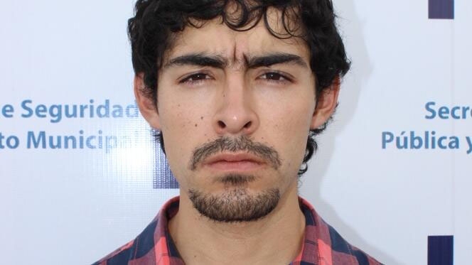 Policías detienen a joven en San Manuel con mariguana y LSD