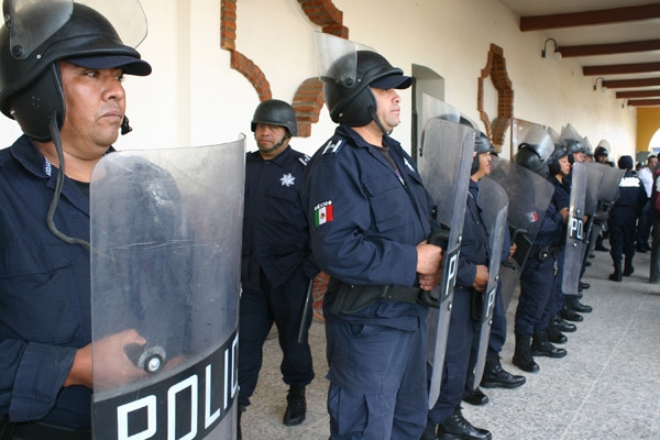 Ley morenovallista no permite uso de armas de fuego