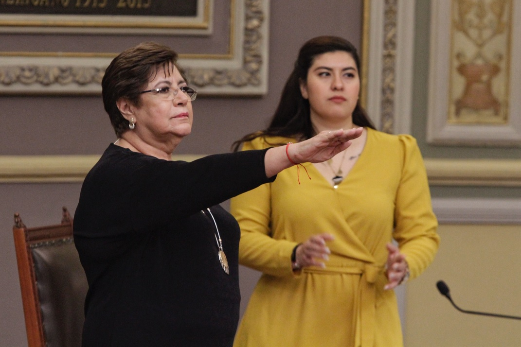 Silvia Tanús rinde protesta como diputada local