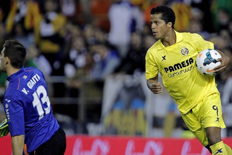 Giovani dos Santos anotó en derrota del Villarreal
