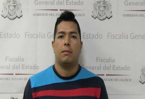 Presumió ser narco en Facebook; lo detienen por apología del delito