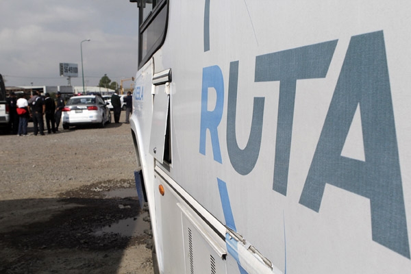Nueva controversia en RUTA: alimentadoras cancelan cobro con tarjeta
