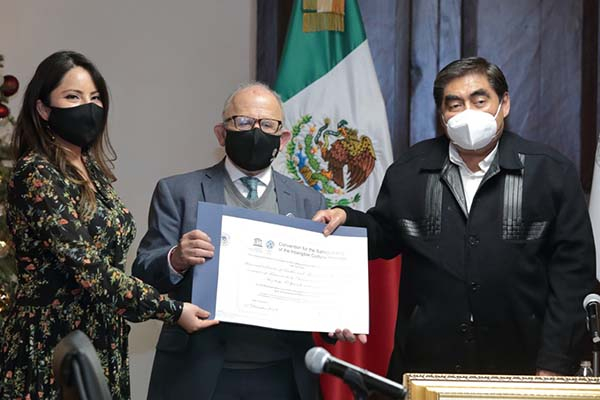 Puebla recibe declaratoria de “Talavera Patrimonio Intangible de la Humanidad”