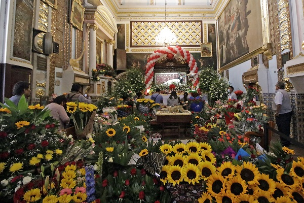 VIDEO/FOTOS: Feligreses poblanos celebran al Señor de las Maravillas tras pandemia