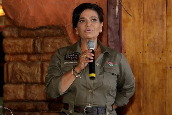 Amy Camacho, estable y en recuperación