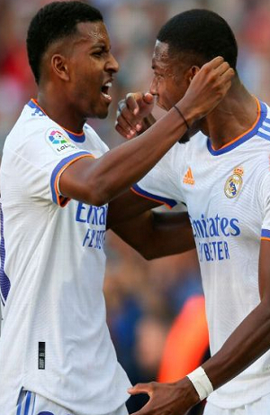 Real Madrid se lleva el clásico, se impone 2-1 al Barcelona
