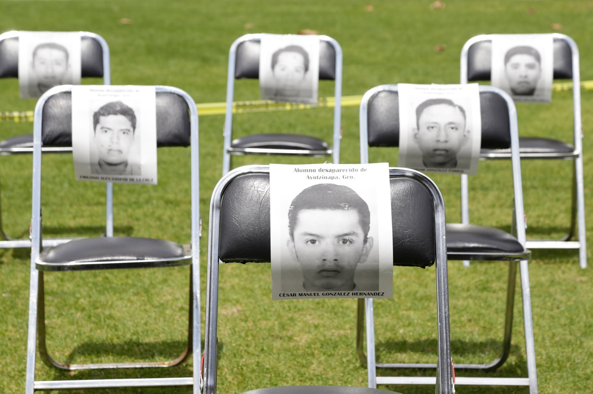 8 años del caso Ayotzinapa: padres de los 43 culpan al Ejército