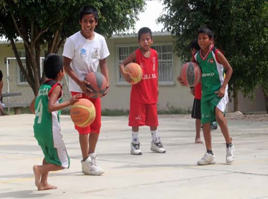 Becan en Alemania a seis jugadores del equipo triqui de baloncesto