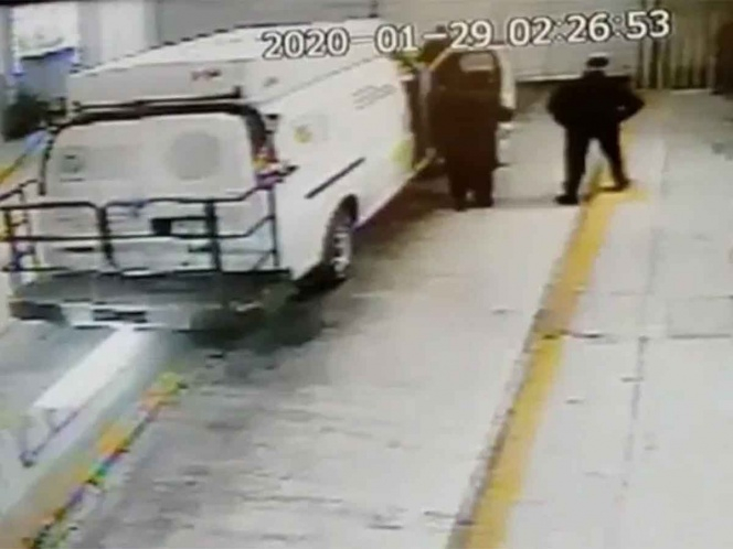 Reos vinculados a El Chapo escaparon en camioneta oficial del Reclusorio Sur