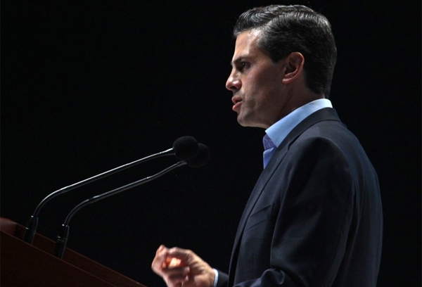 Peña Nieto gana al mes 199 mil 310 pesos, publica el Diario Oficial