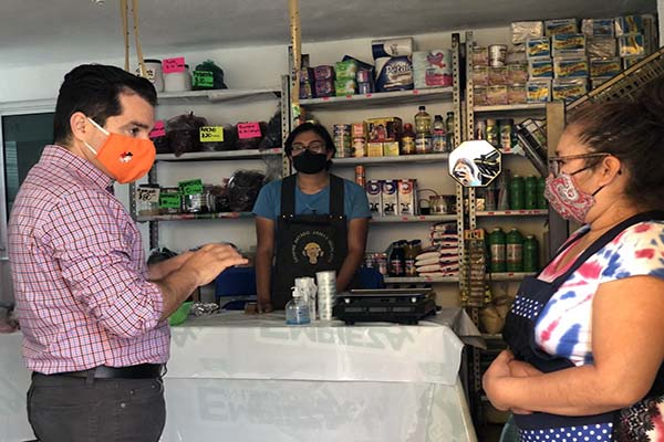 Chelo García propone garantizar derecho a recibir un ingreso de por vida en Puebla