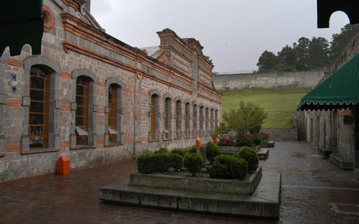 Reportan brote de COVID en centro vacacional de Metepec