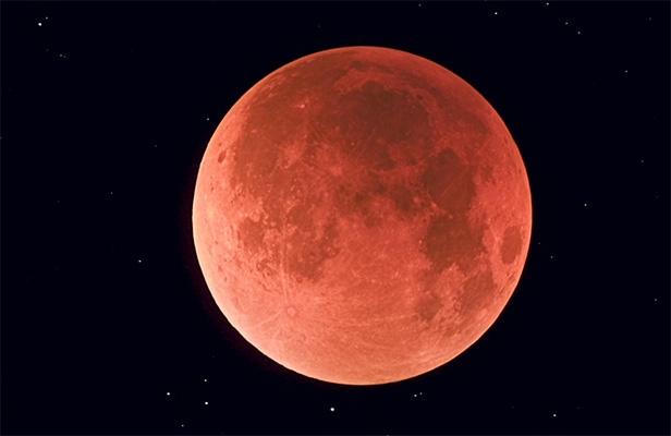 Semana Santa cerrará con “Luna de sangre” en México