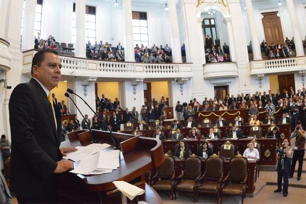 Padres que incumplan con pensión no podrán casarse en el DF