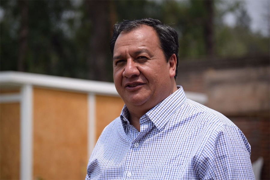Candidato del PT declina en favor de Delfina en el Edomex