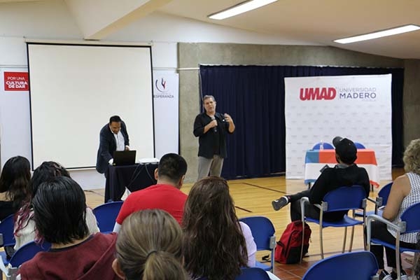 Ricardo Anaíz, fundador de ANIMEX dio conferencia en la UMAD