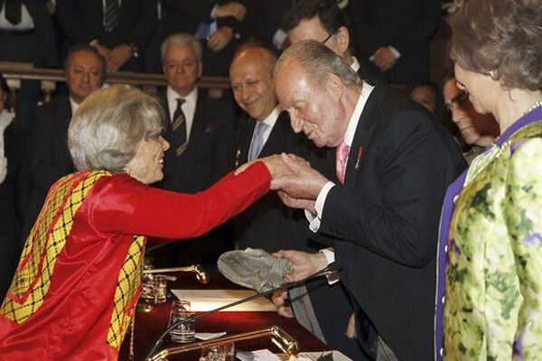 Elena Poniatowska, ‘una Sancho Panza’, recibió el Premio Cervantes