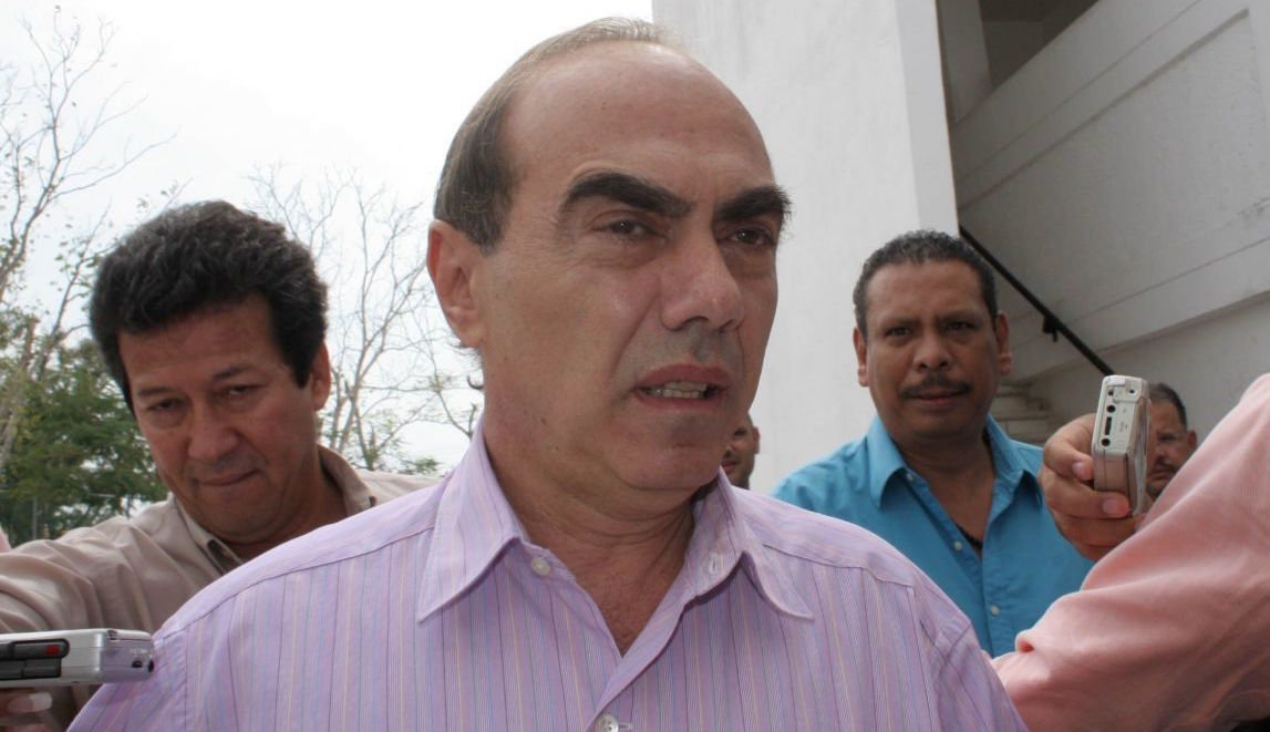 Tribunal ordena a FGR desactivar ficha roja contra Kamel Nacif: Cacho