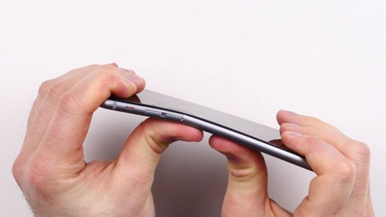 iPhone 6 se dobla y rompe fácilmente