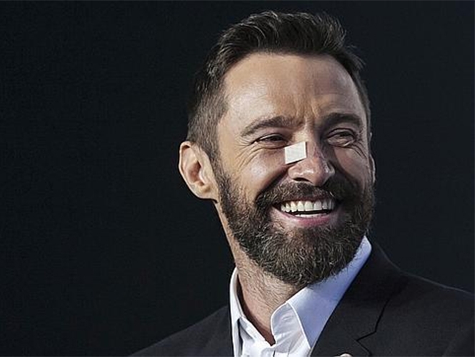 Hugh Jackman nuevamente lucha contra el cáncer de piel
