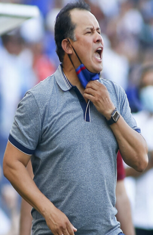 Cruz Azul cesa a Juan Reynoso como DT