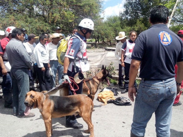 Hallan cuerpo arrastrado por lluvia en Coyotepec