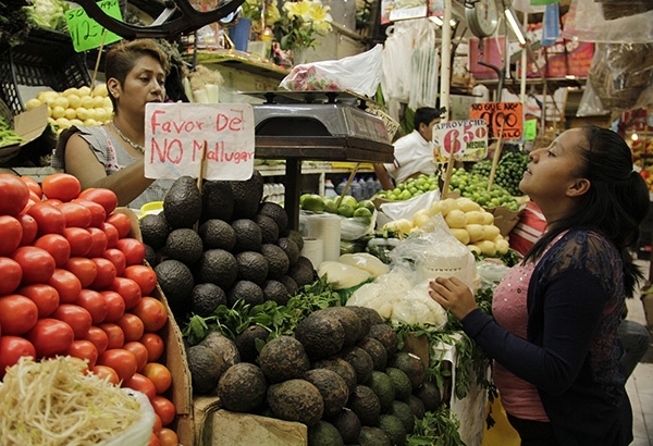 8 de cada 10 poblanos sin acceso a la canasta básica completa