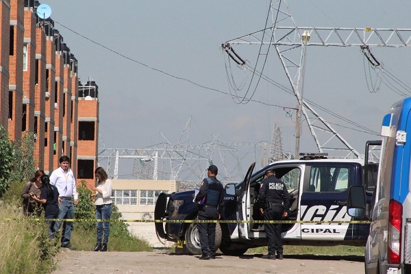 Hallan cadáver semidesnudo de un hombre en Bosques de Manzanilla