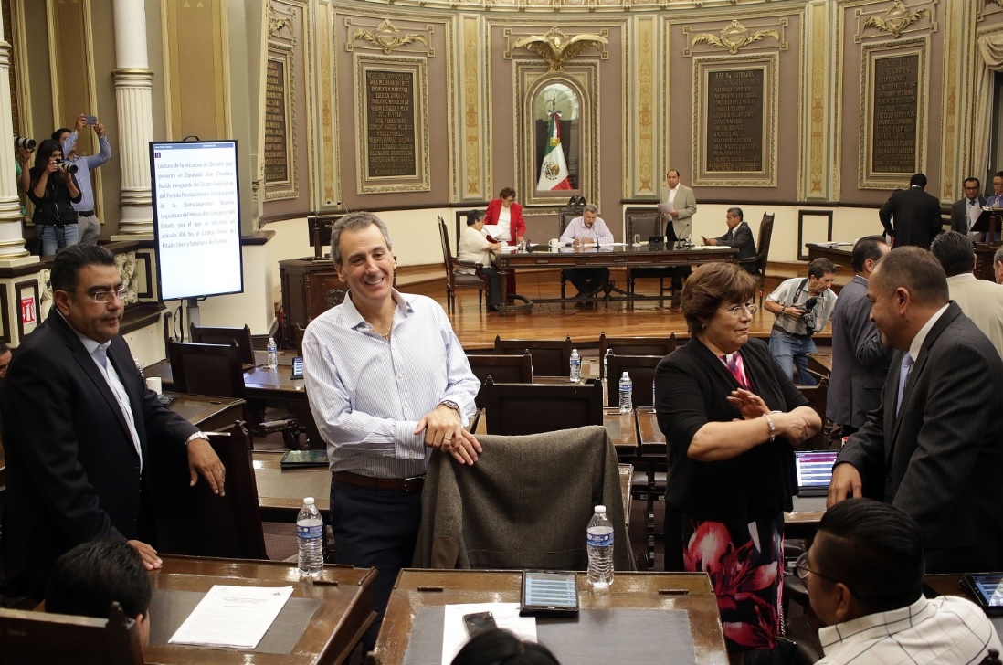 Congreso de Puebla contratará despacho para entrega-recepción
