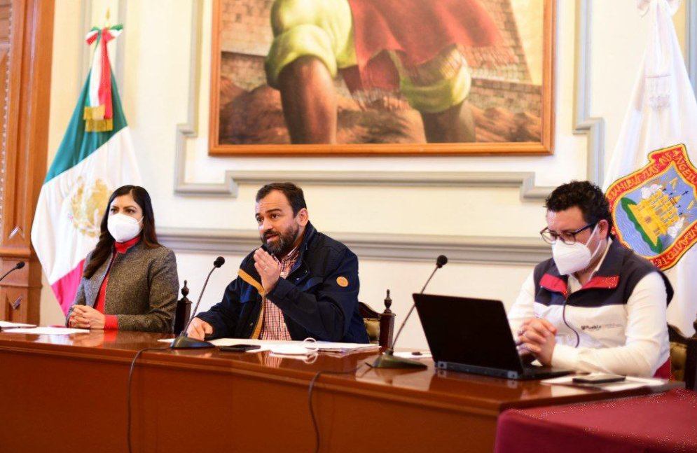 Claudia Rivera llama al Congreso a devolver agua potable a ayuntamientos