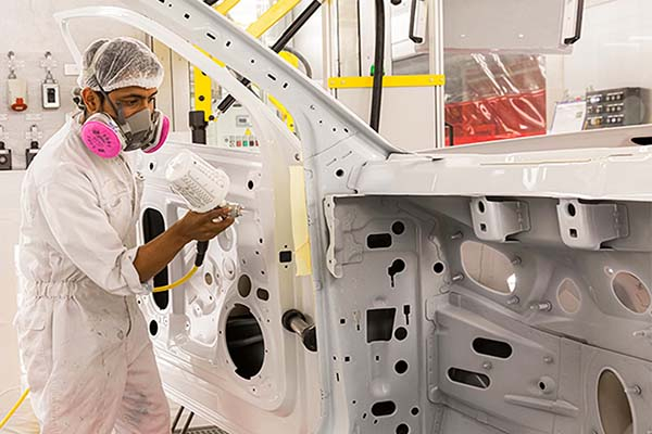 Puebla, primer lugar en crecimiento de producción y ventas manufactureras: SE