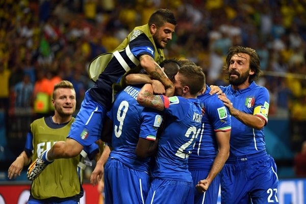 Italia abandonó el catenaccio y ganó 2-1 a Inglaterra