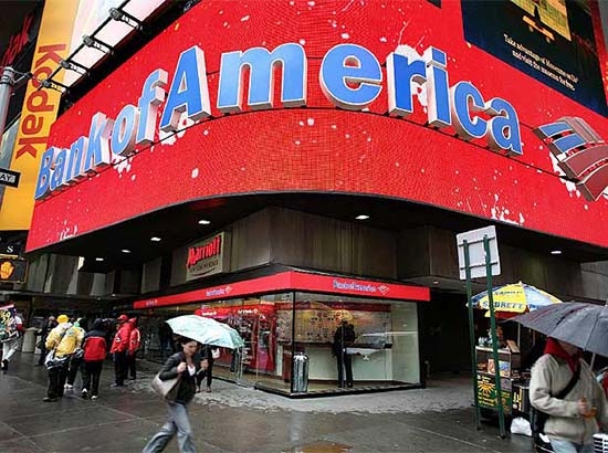 SAT va tras mexicanos con cuentas en el extranjero