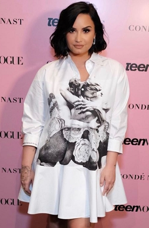 Demi Lovato presume imperfecciones sin problema alguno