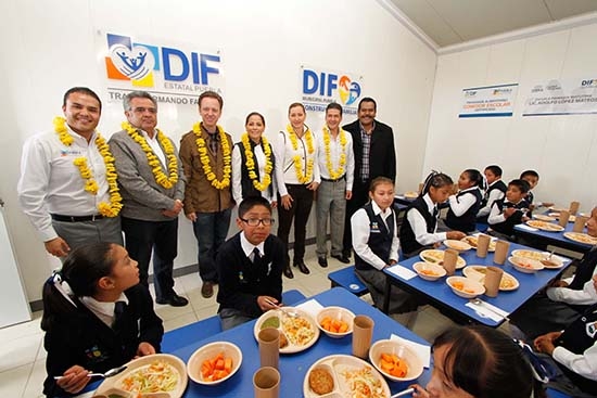 Puebla tendrá 100% de desayunadores equipados en ciclo escolar 2014-2015: DIF