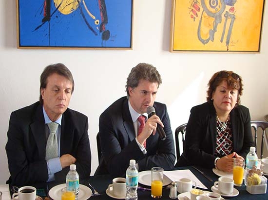 CAMe reconoce proceso de licitación pública para 17 nuevos verificentros en Puebla