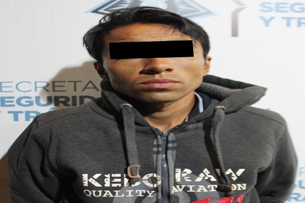 Robó un taxi y la policía lo capturó en la colonia La Rosa