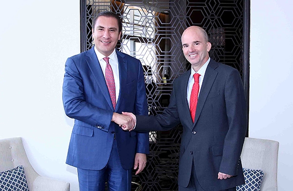 RMV acuerda con IMSS fortalecer red de servicios de salud