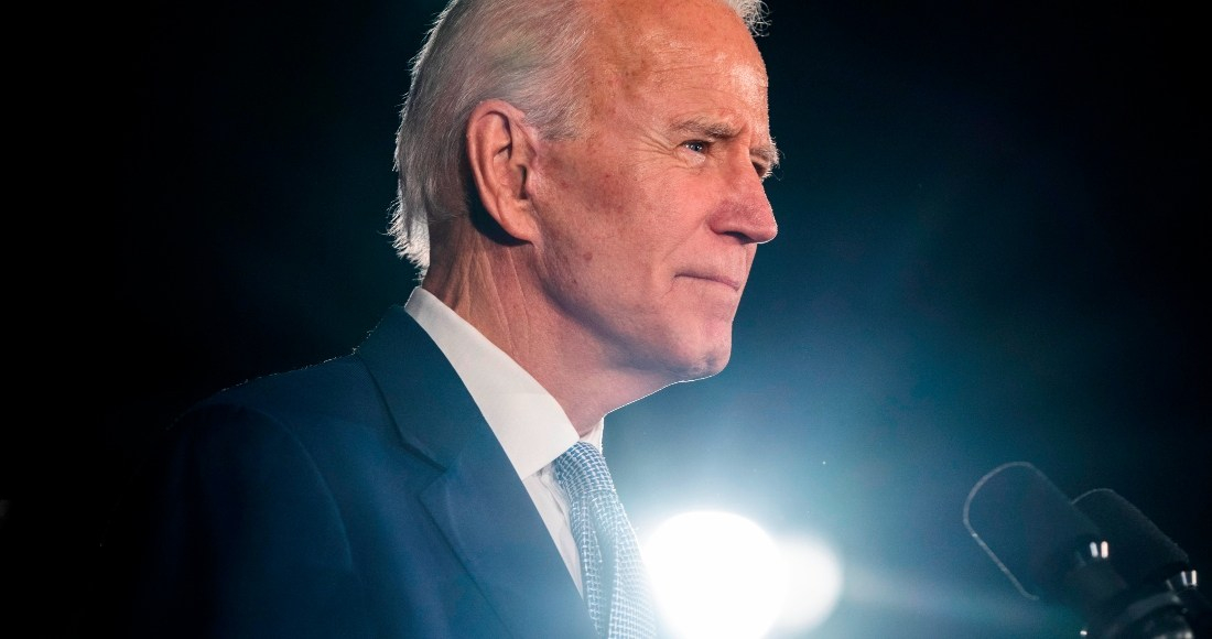 Biden advierte que otros 200 mil morirán por COVID en EU