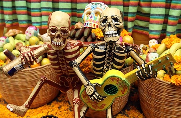Comerciantes de Puebla esperan derrama de mil 95 mdp por Día de Muertos