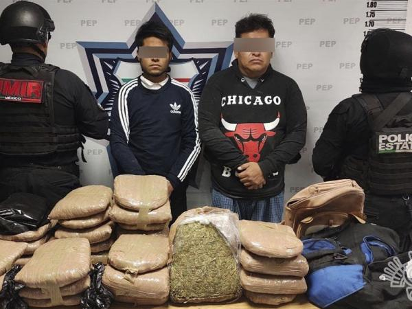 Sujetos con más de 30 kilos de marihuana son detenidos en la colonia Tres Cruces