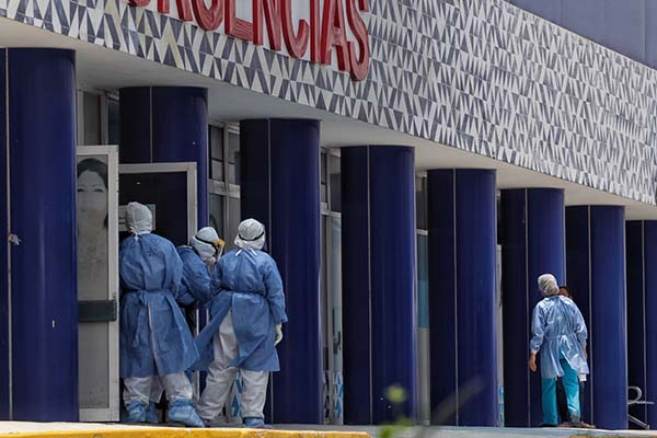 Garantizada la asistencia médica para los poblanos durante la pandemia: Barbosa