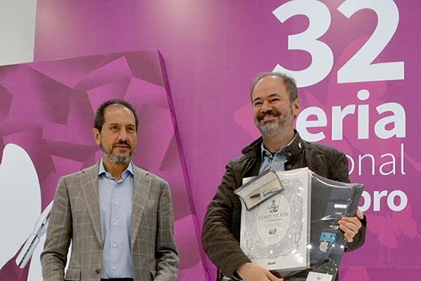 Juan Villoro presentó “El Vértigo Horizontal” en la Feria del Libro BUAP 2019