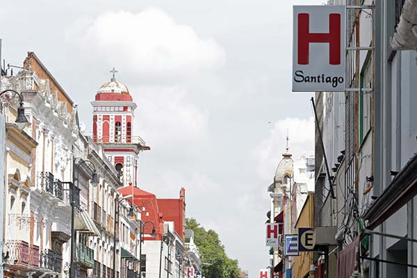 En reactivación económica, se desata guerra de precios entre hoteles de Puebla