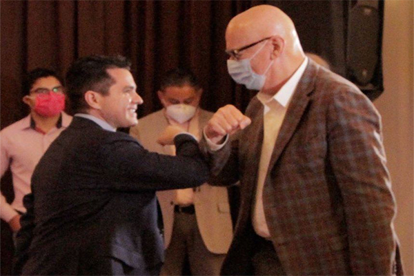 Chelo García rindió segundo informe ciudadano; Dante Delgado lo respalda