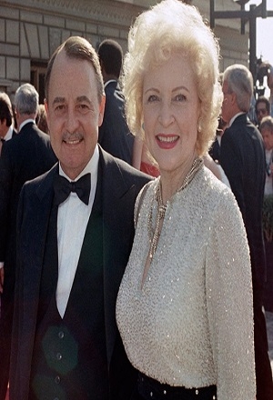 Murió John Hillerman, coprotagonista de Magnum