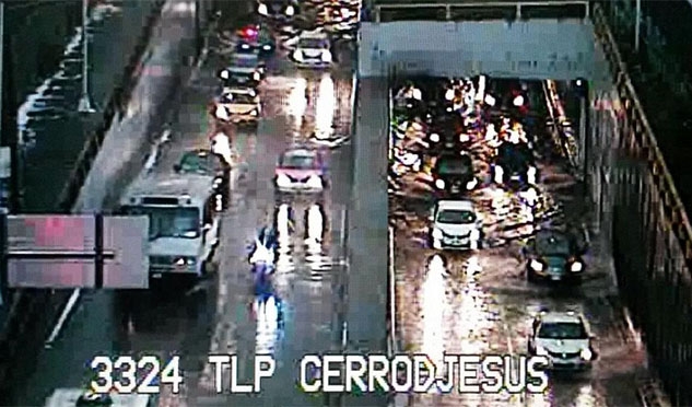 Granizada deja inundaciones en tres delegaciones del DF