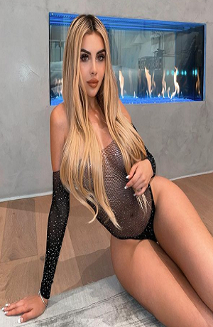 Alexa Dellanos publica sensual post para sus seguidores