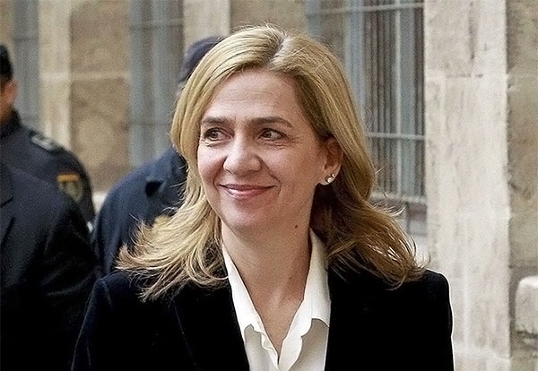 Infanta Cristina ahonda diferencias con el rey de España