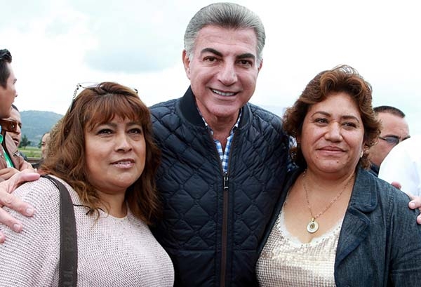 Tony Gali consolida políticas públicas a favor de las mujeres